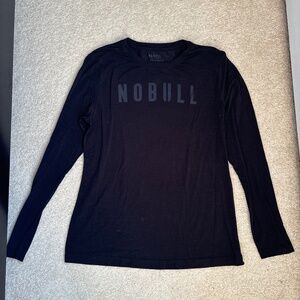 Athletic long sleeve top